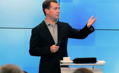 Медведев: в России создана надежная система реагирования на биологические угрозы