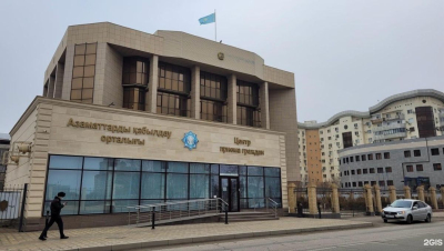 Родственники задержанных по делу о "фиктивных стоматологиях" требуют справедливости в Атырау