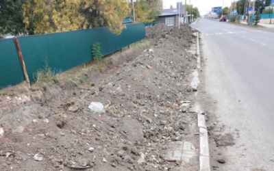 Народный репортер. Арыки начали делать в апреле. И не закончили