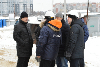 В Рязани строят школу на 1100 мест и детсад на 224 &ndash; Ясинский проконтролировал ход работ