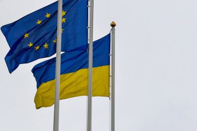 Фази: От Украины ничего не останется, если на Западе не остановят психоз лидеров