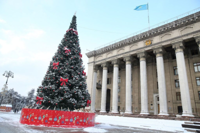 Около 800 млн тенге потратят на новогоднее оформление Алматы