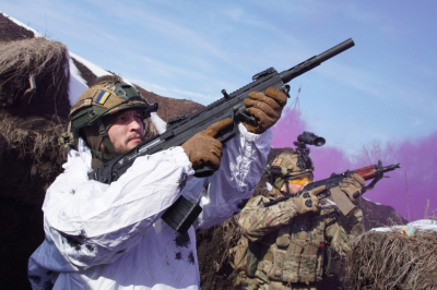 Названа причина, почему Украина чаще использует собственное оружие