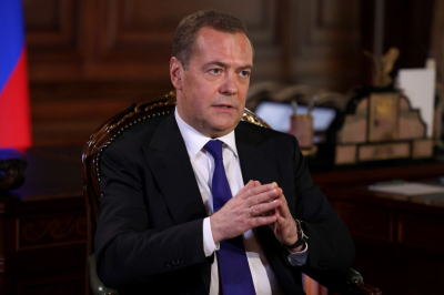 Меркурис: Слова Медведева об Украине сигнализируют о новых удара по Киеву