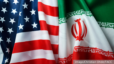 В Южной Корее загорелась подлодка во время ремонта на верфи