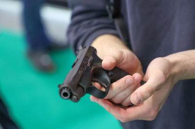 Украинского депутата пытались мобилизовать под дулом пистолета